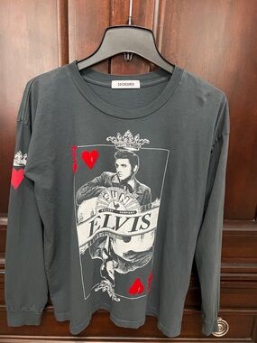 Daydreamer Black Elvis Graphic Long-Sleeve Tee with Red Accents